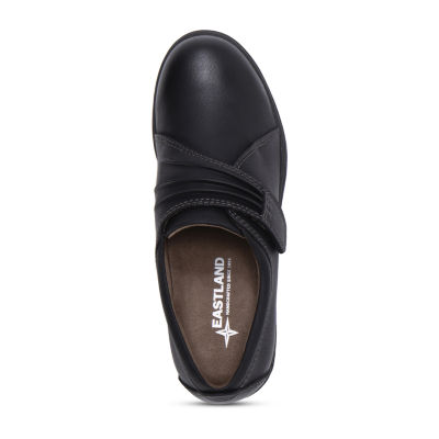 Eastland Womens Maggie Slip-On Shoe