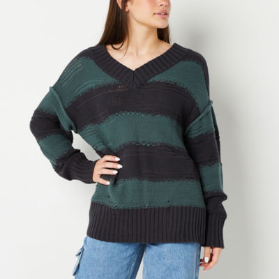 V neck hot sale sweater juniors