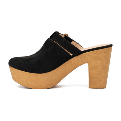 New York & Company Nyomi Womens Closed Toe Clogs
