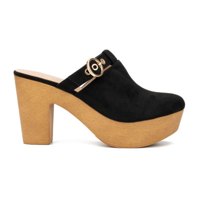 New York & Company Nyomi Womens Closed Toe Clogs