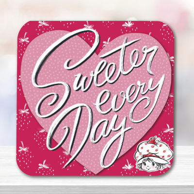 Courtside Market Strawberry Shortcake 20 Oz Sweeter Every Day Candy Dish Scented Jar Candle