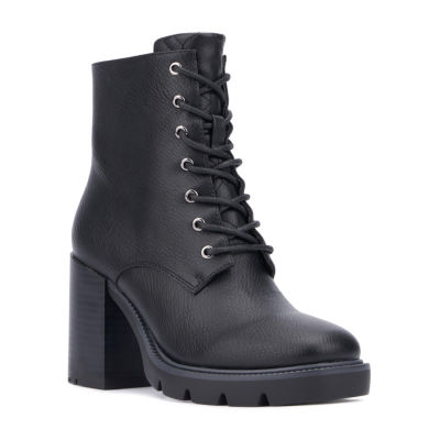 New York & Company Womens Gigi Stacked Heel Chelsea Boots