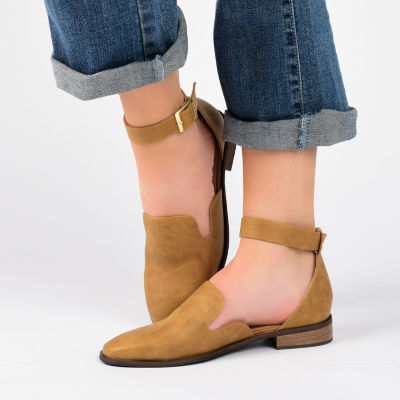 Journee Collection Womens Loreta Round Toe Loafers