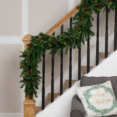 Northlight Canadian Pine Unlit Indoor Christmas Garland