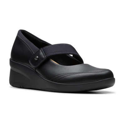 Clarks Suttyn May Womens Moc Closed Toe Slip-On Shoe