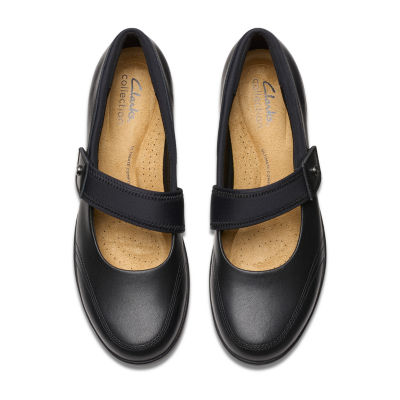 Clarks Suttyn May Womens Moc Closed Toe Slip-On Shoe