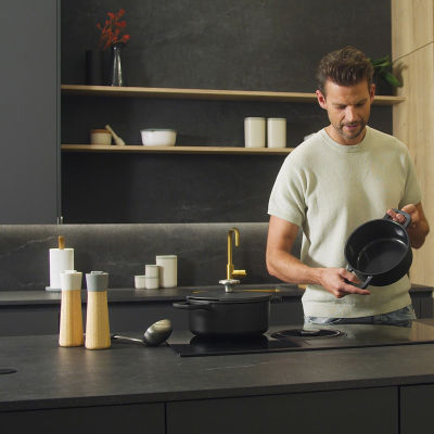 BergHOFF Leo Phantom Ceramic 2.7-qt. Non-Stick Stockpot