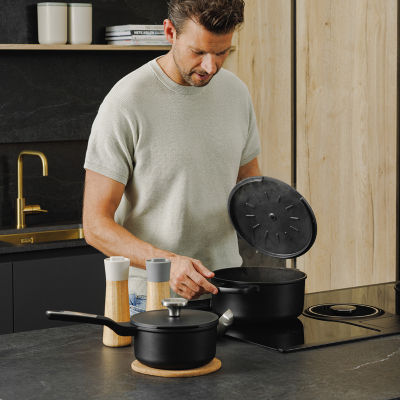 BergHOFF Leo Phantom Ceramic 2.7-qt. Non-Stick Stockpot