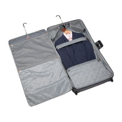 Ricardo Beverly Hills Montecito 2.0 Softside Rolling Garment Bag