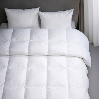 Martha Stewart Midweight Goose Down Feather Comforter