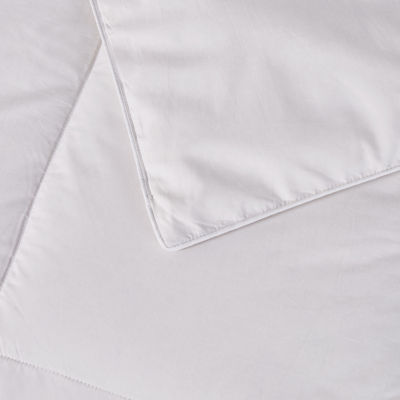 Serta® Midweight Down Hypoallergenic Comforter