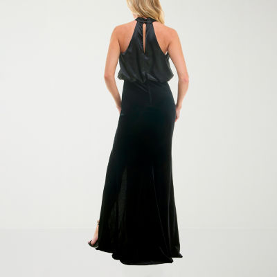 Premier Amour Velvet Womens Sleeveless Evening Gown