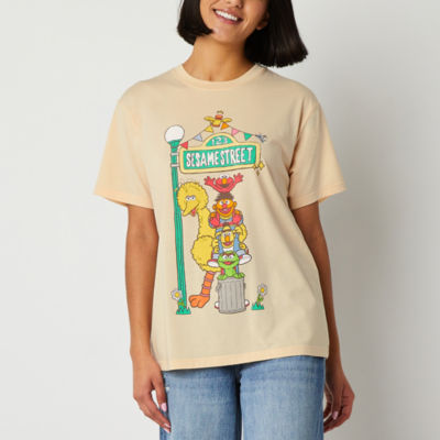 Juniors Oversized Womens Crew Neck Short Sleeve Sesame Street Graphic T-Shirt