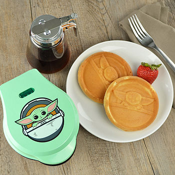 Uncanny Brands The Child Waffle Maker Baby Yoda from The Mandalorian,  Official Disney Product