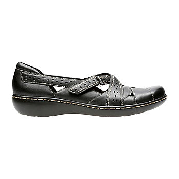 Clarks Spin Q Closed Slip-On Shoe, Color: Black - JCPenney