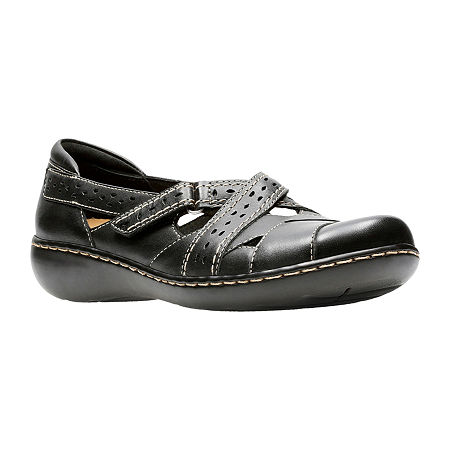 Clarks Womens Ashland Spin Q Closed Toe Slip-On Shoe, 12 Medium, Black