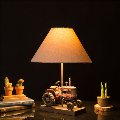 Glitzhome Farmhouse Truck Table Lamp