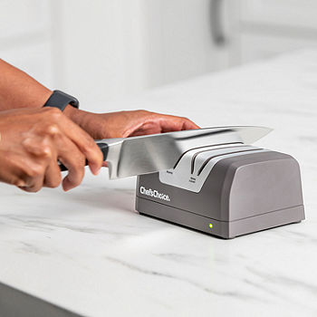 Chef'sChoice brings new technology to knife sharpening introducing  Rechargeable DC Electric Knife Sharpeners. Designed with a smaller  footprint than other electric sharpeners, it still has all the sharpening  power Chef'sChoice is known
