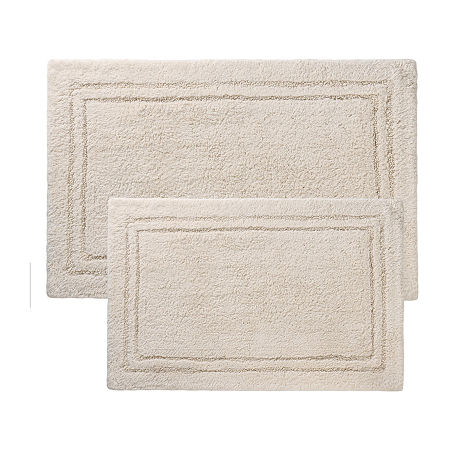 Superior Bath Rug In White