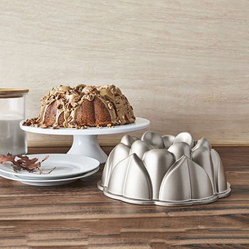  Nordic Ware Magnolia Cast Aluminum Bundt Pan, 10 Cup, Toffee:  Home & Kitchen