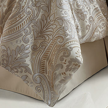 J. Queen New York Trinity Damask Comforter Set