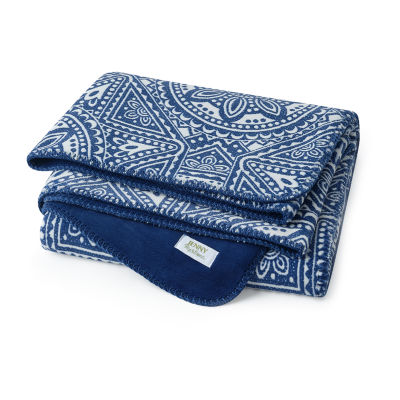 Jenny Martinez Sonora Medallion Midweight Throw