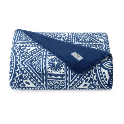 Jenny Martinez Sonora Medallion Midweight Throw