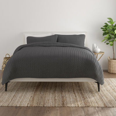 Casual Comfort Premium Ultra Soft Herringbone Pattern Quilted Coverlet Set