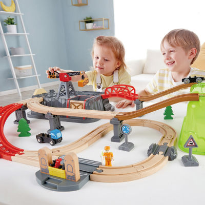 Hape Bucket Builder Set: Railway Building Sets