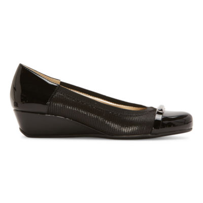 east 5th Womens Eyringo Slip-On Shoe