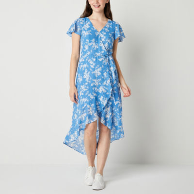 by&by Juniors Short Sleeve Floral Wrap Dress