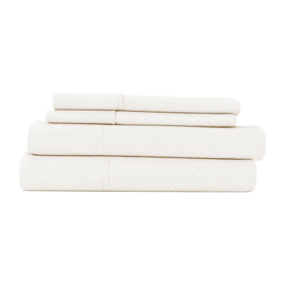 Casual Comfort™ Premium Ultra Soft Chevron Microfiber Wrinkle Free Sheet Set