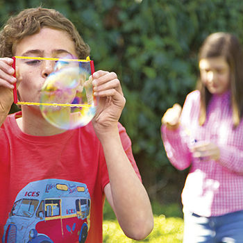 Physics - Physics of Blowing Bubbles