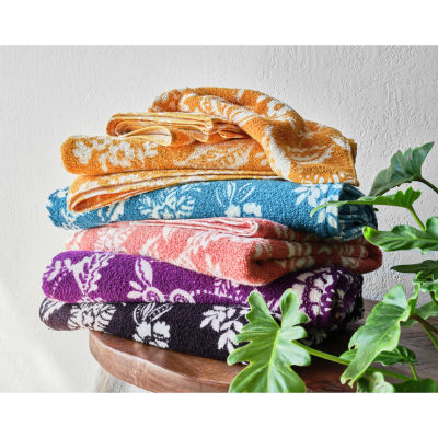 Distant Lands Floral Bath Towel