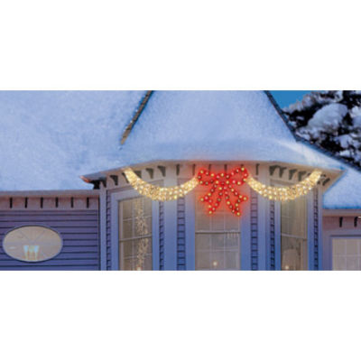 Northlight 3-Piece Red And White Bow Pre-Lit Swag