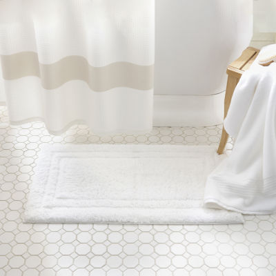 Liz Claiborne Signature Plush Bath Rug