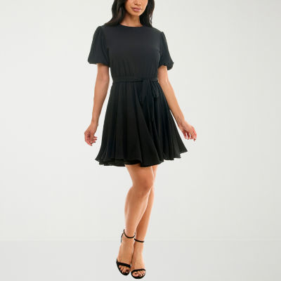 Premier Amour Short Sleeve Fit + Flare Dress