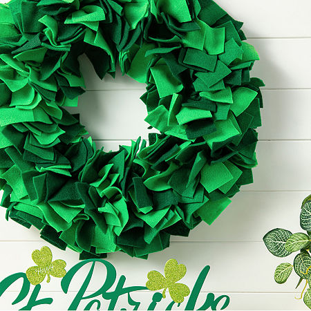 Glitzhome Shamrock Berry Wreath, One Size, Green