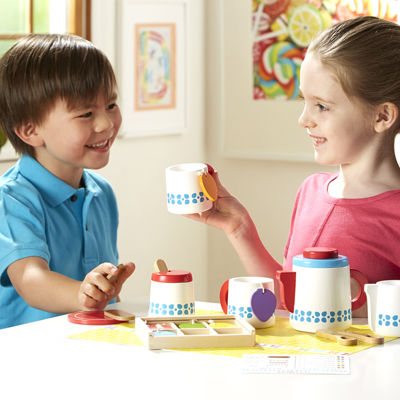 Melissa & Doug Wooden Steep & Serve Tea Set