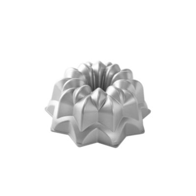 Nordicware Vintage Star Bundt Pan