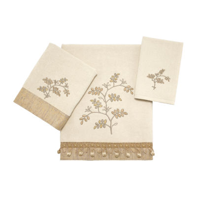 Avanti Willow Floral Bath Towel