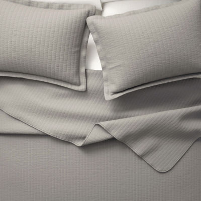 Linery Detailed Channel Stitch Reversible Quilt Set