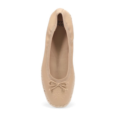 Frye and Co. Womens Willow Ballet Flats