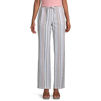 The flattering $18 linen pants from Kmart women are rushing to buy