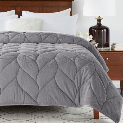 Waverly Cozy Midweight Hypoallergenic Comforter