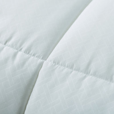 St. James Home European Gusset Midweight Hypoallergenic Comforter