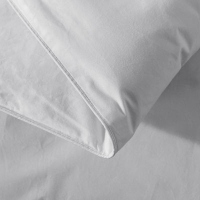 St. James Home Button Stitch Down Alternative Midweight Comforter