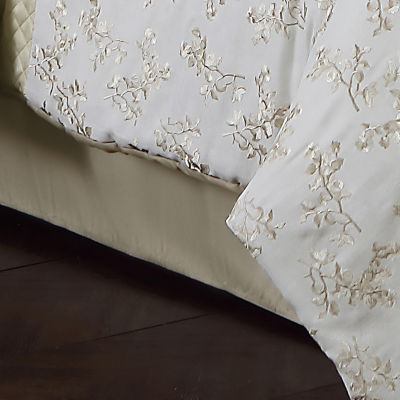 Riverbrook Home Tianna 9-pc. Midweight Embroidered Comforter Set