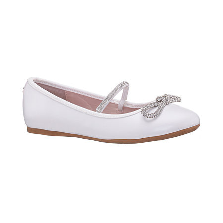 I. Miller Little & Big Girls Jaritza Closed Toe Ballet Flats, 6 Medium, White
