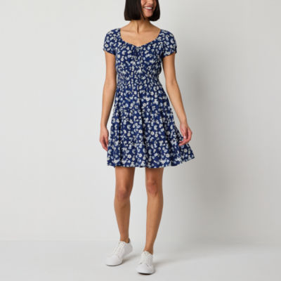 by&by Womens Juniors Short Sleeve Floral Fit + Flare Dress